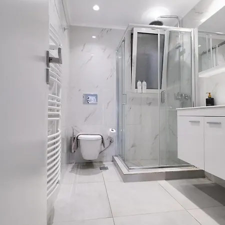 Apartman Luxury Spacious In The Heart Of The