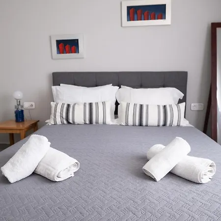 Luxury Spacious In The Heart Of The Rhodes City