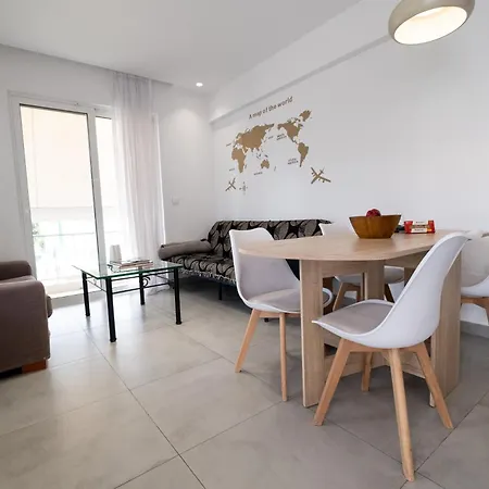 Διαμέρισμα Luxury Spacious In The Heart Of The